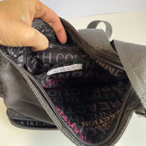 Kenneth Cole Reaction metallic silver crossbody - Picture 6 of 10